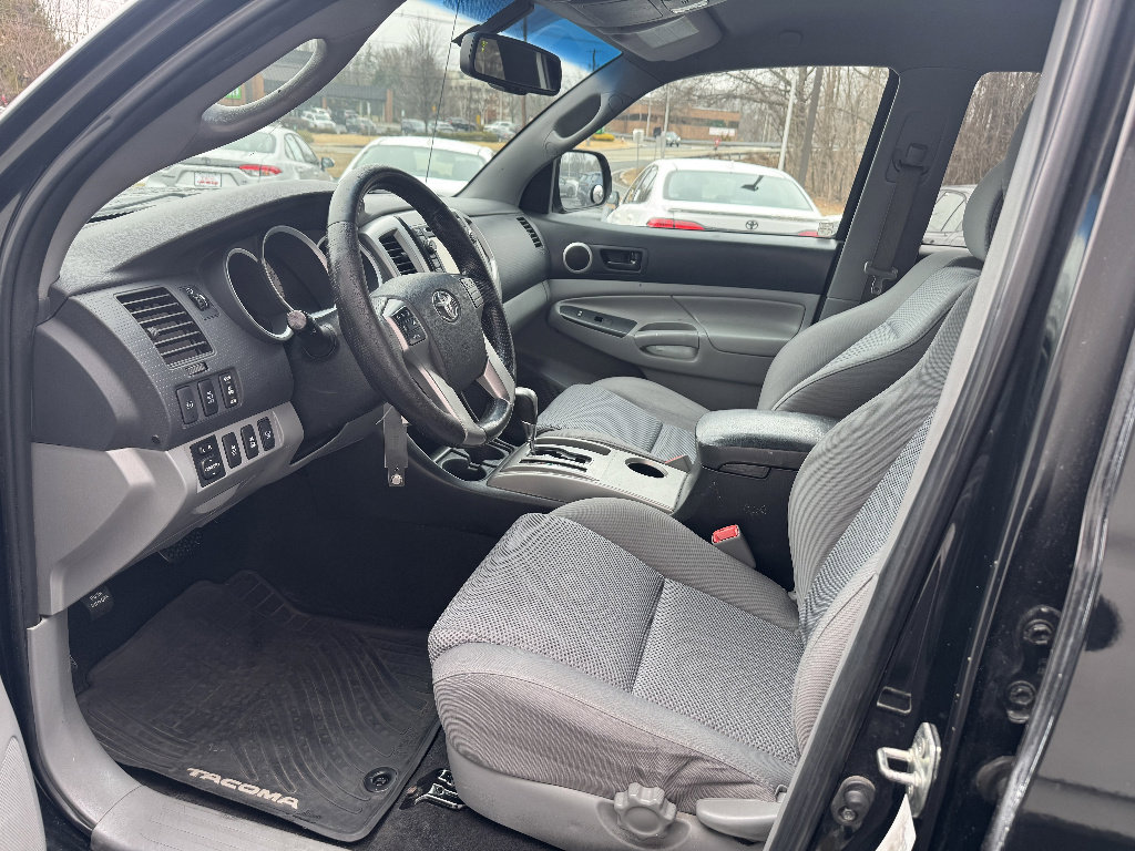 Used 2013 Toyota Tacoma V6 w/ TRD Off-Road Pkg image 8
