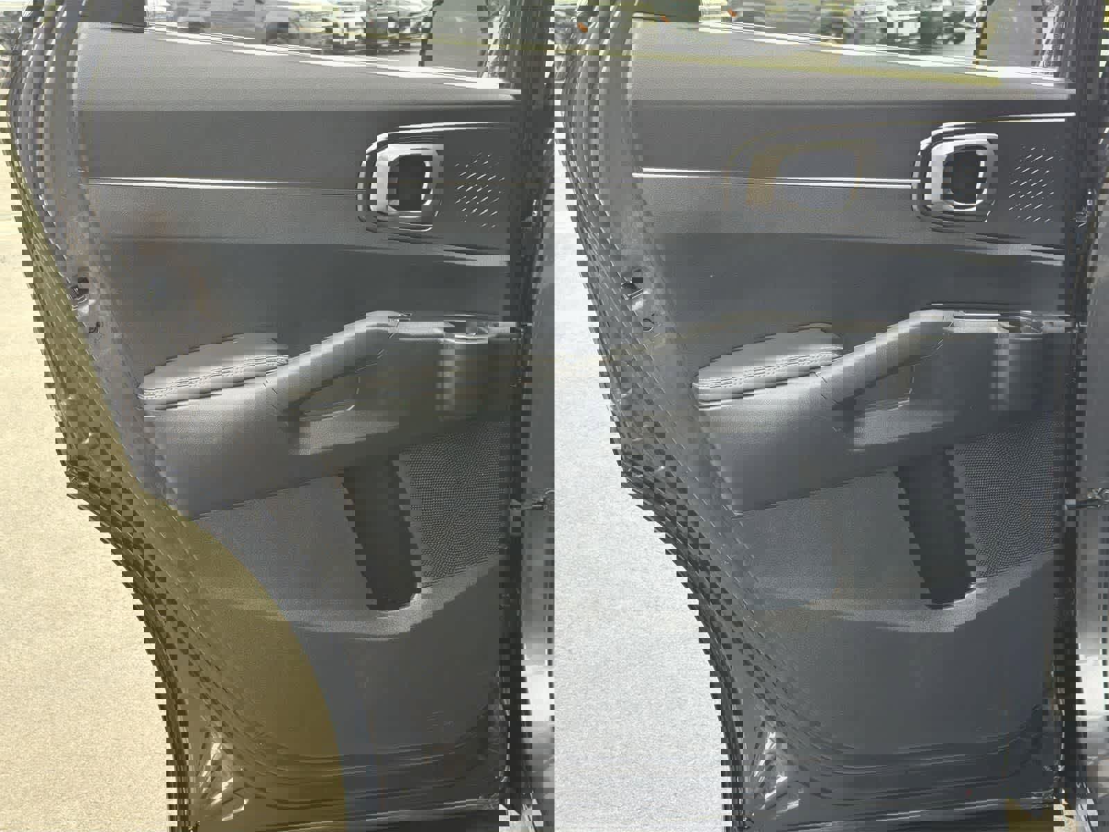 Used 2023 Kia Sorento EX image 28