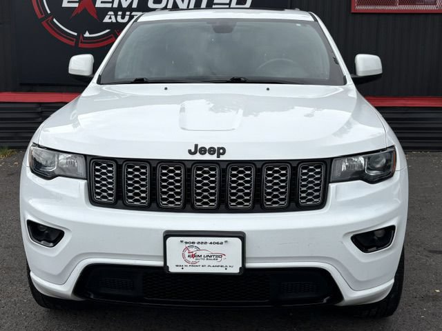 Used 2019 Jeep Grand Cherokee Altitude AWD/4WD image 7