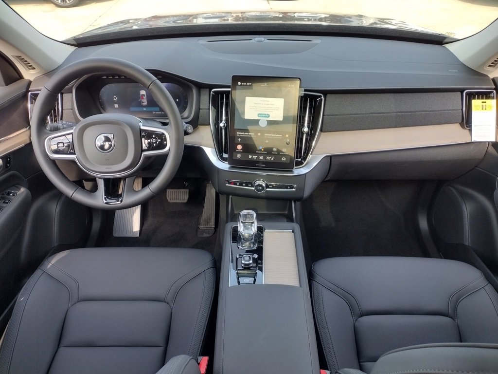 New 2025 Volvo XC90 B6 Plus image 23