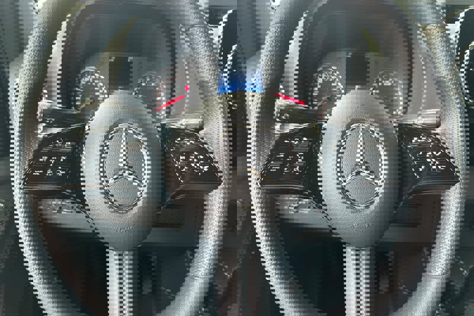 New 2025 Mercedes-Benz Sprinter 2500 image 21