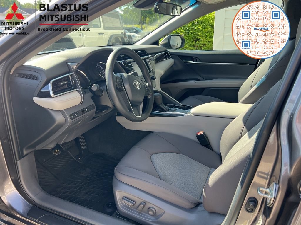 Used 2018 Toyota Camry LE FWD image 20
