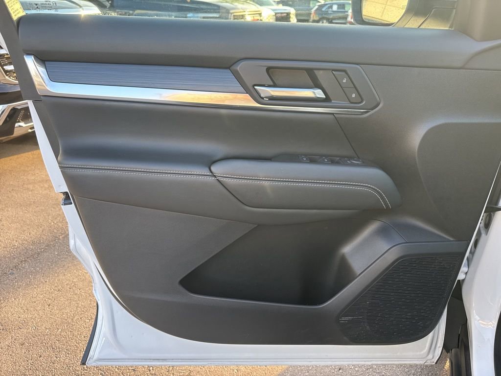 Used 2025 GMC Terrain Elevation AWD/4WD image 10