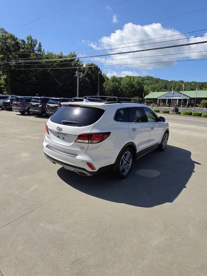 Used 2017 Hyundai Santa Fe Limited FWD image 7