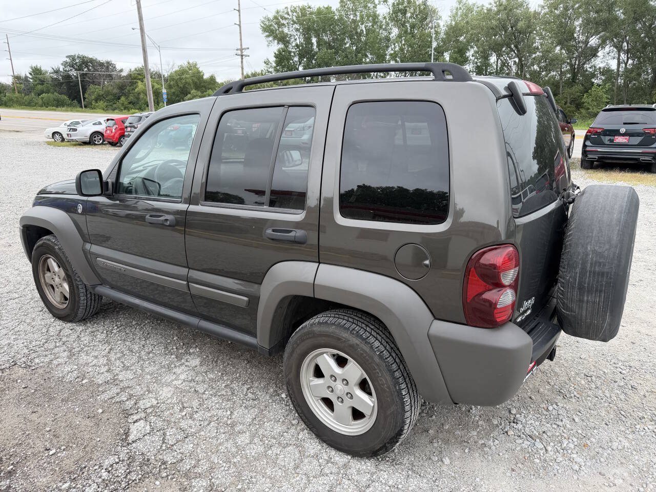 Used 2006 Jeep Liberty Sport AWD/4WD image 5