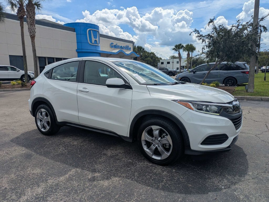 Certified 2022 Honda HR-V LX image 2
