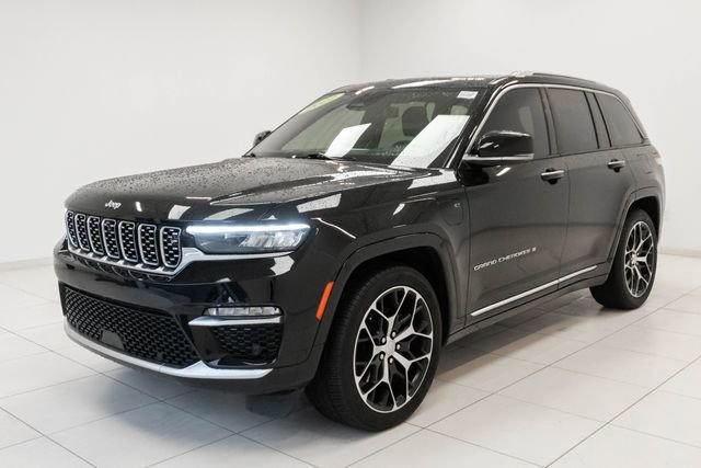 Used 2022 Jeep Grand Cherokee Summit image 7