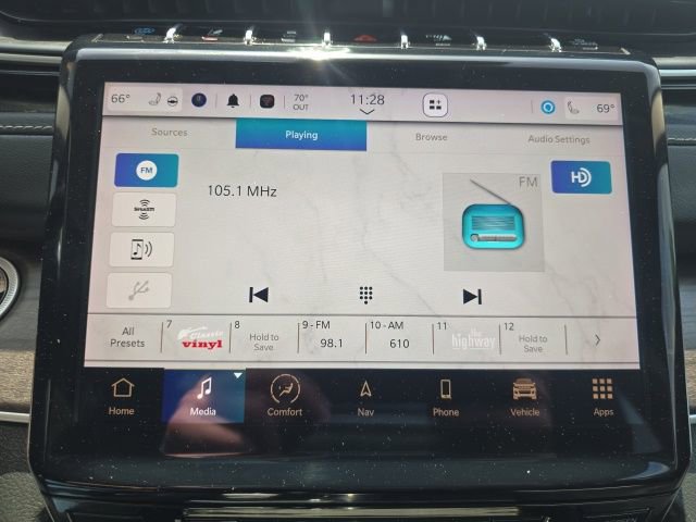 Used 2023 Jeep Grand Cherokee 4WD 4xe image 19