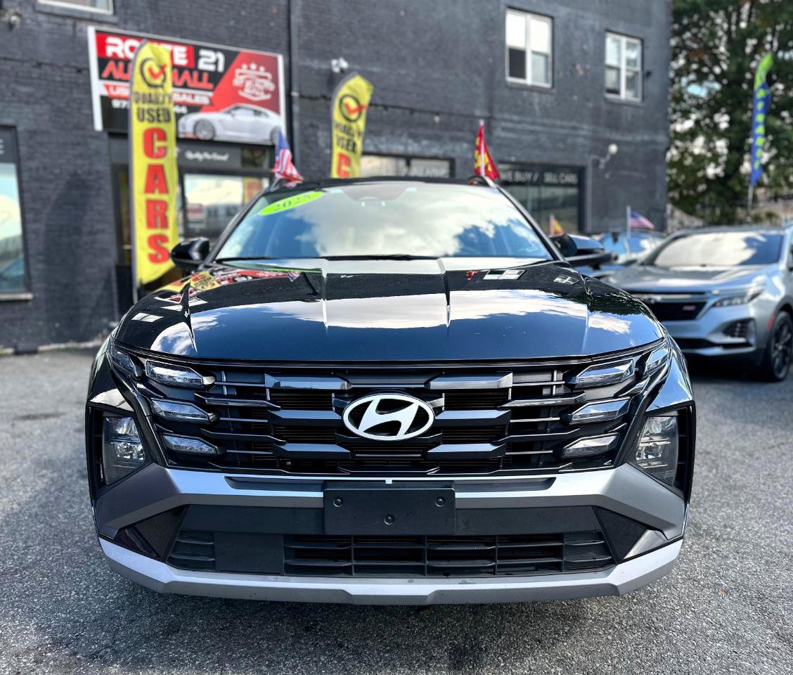 Used 2025 Hyundai Tucson SEL FWD image 2