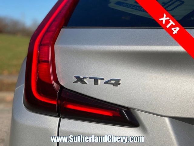 Used 2021 Cadillac XT4 Premium Luxury FWD image 12