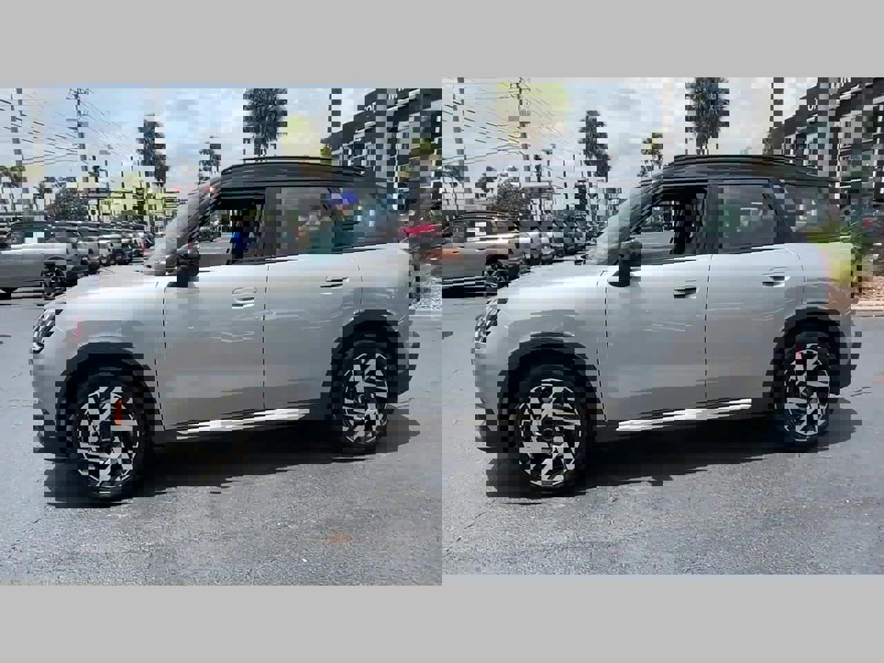 Used 2025 MINI Cooper Countryman S image 17