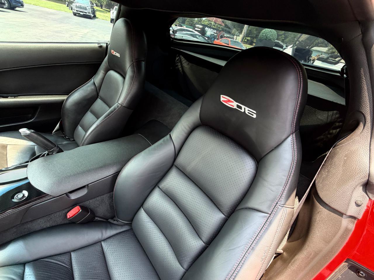 Used 2008 Chevrolet Corvette Z06 w/ Preferred Equipment Group RWD image 17