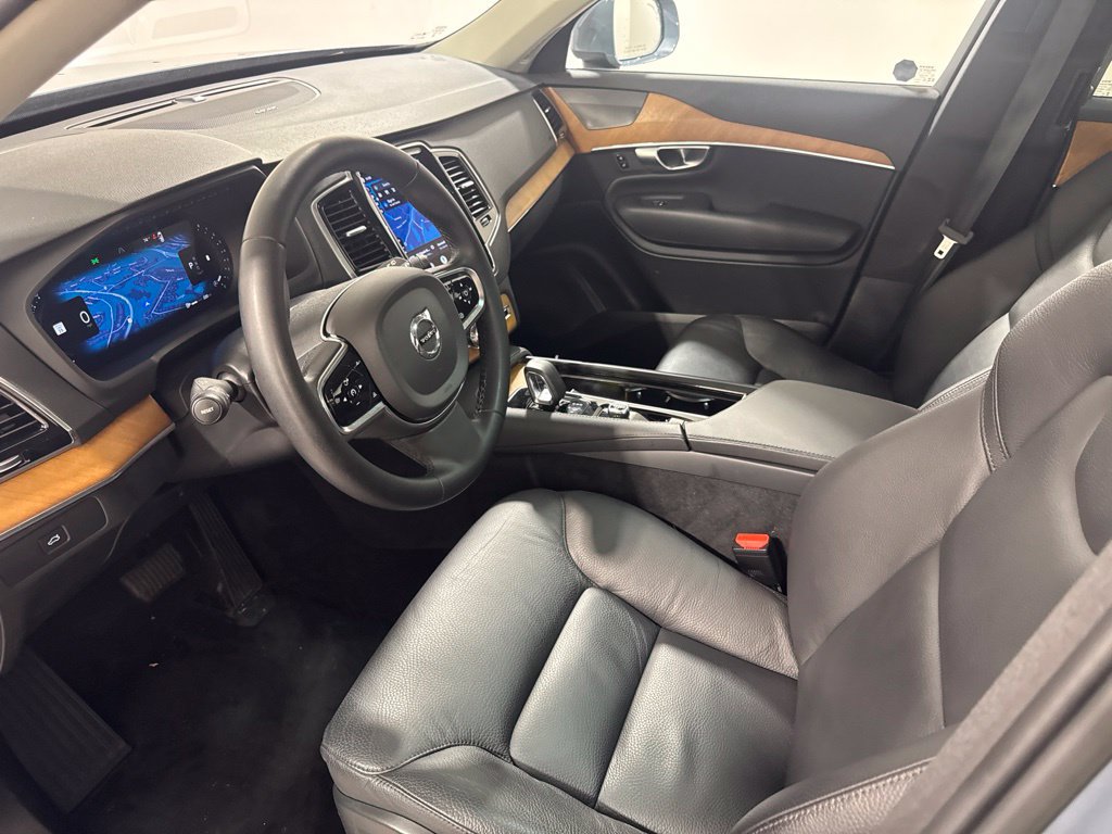 Certified 2023 Volvo XC90 B6 Plus w/ Protection Package Premier AWD/4WD image 18