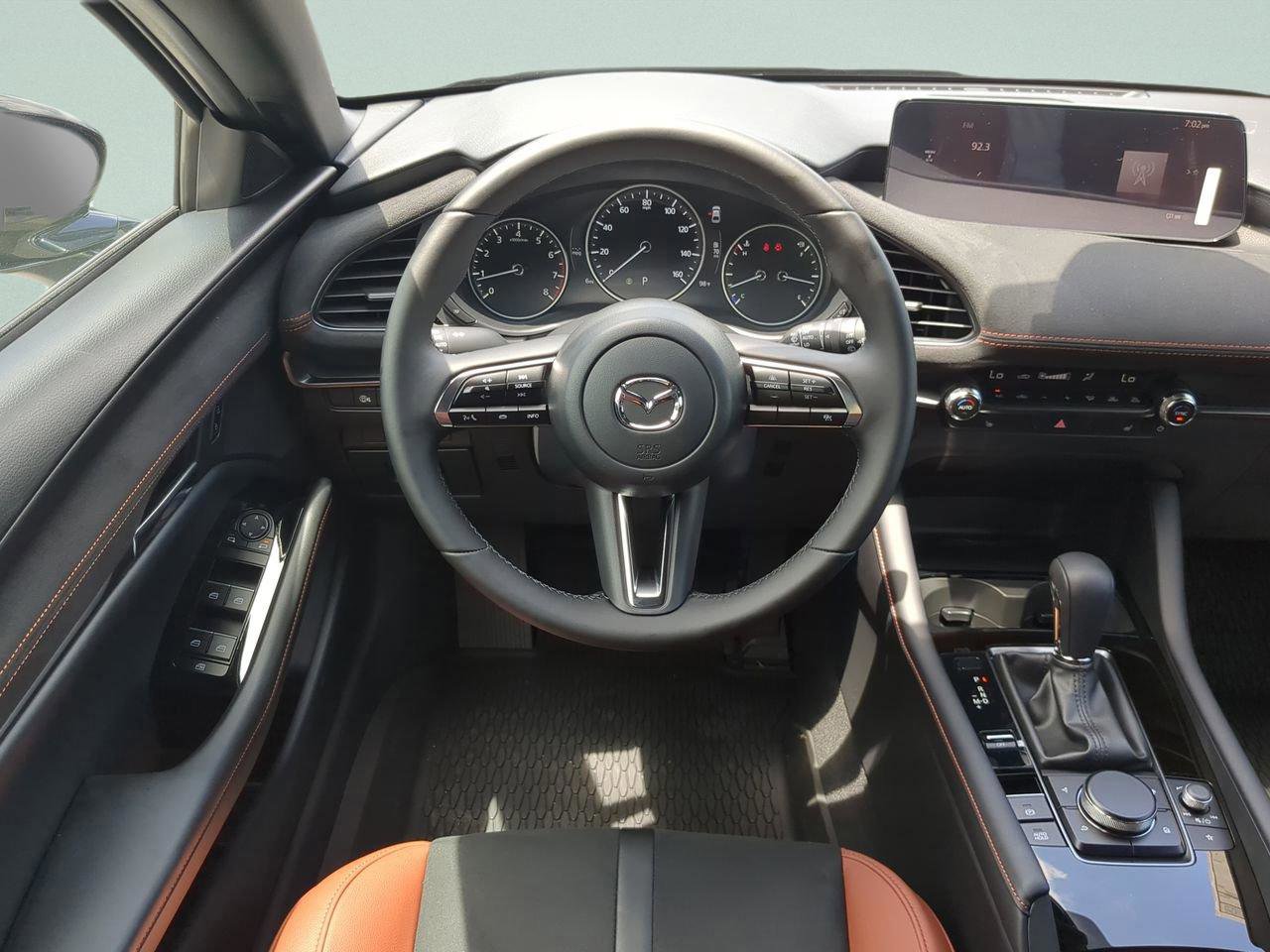 New 2025 MAZDA MAZDA3 Carbon image 11