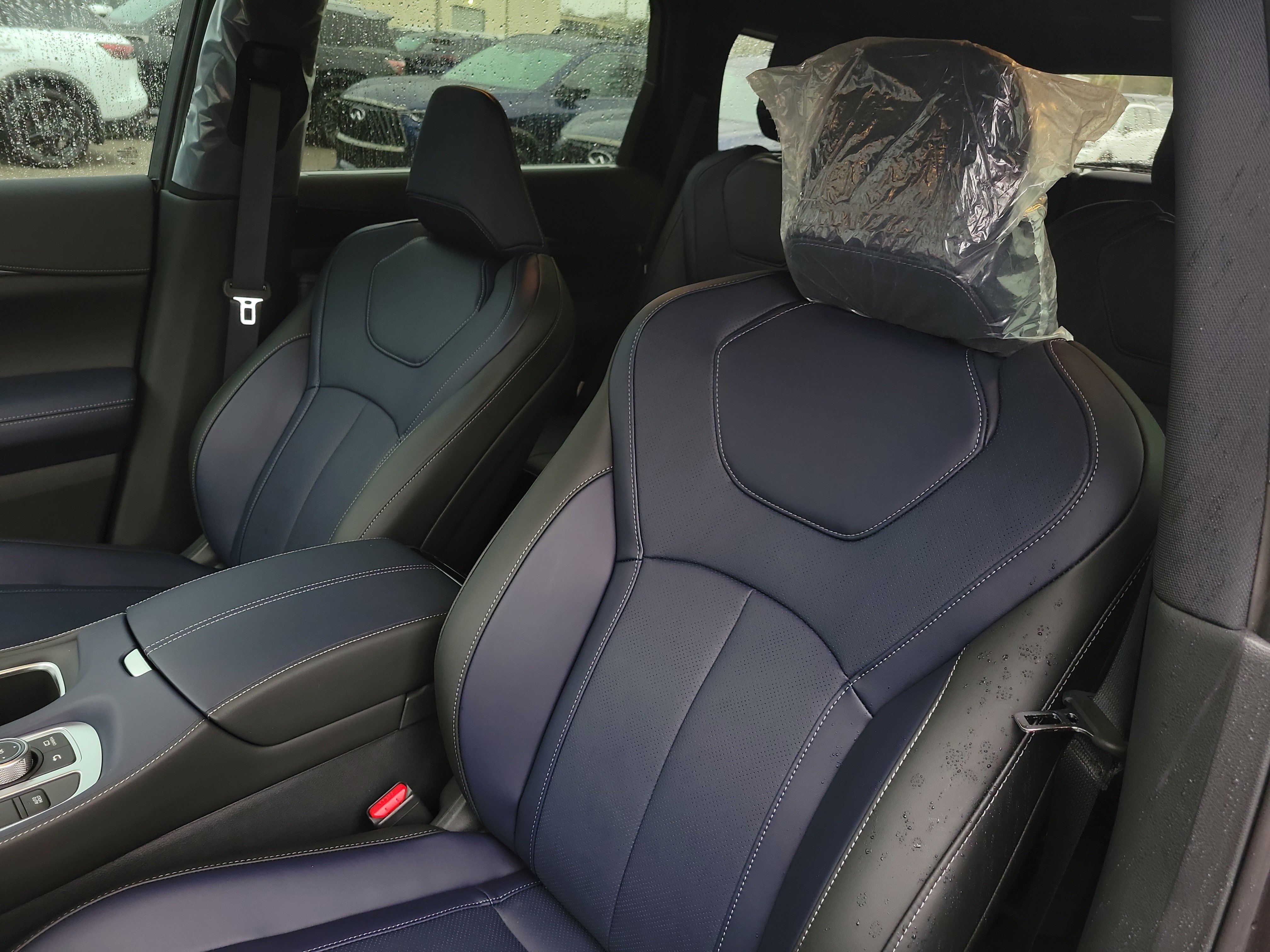 New 2026 INFINITI QX60 Sport w/ Dark Cargo Package image 23