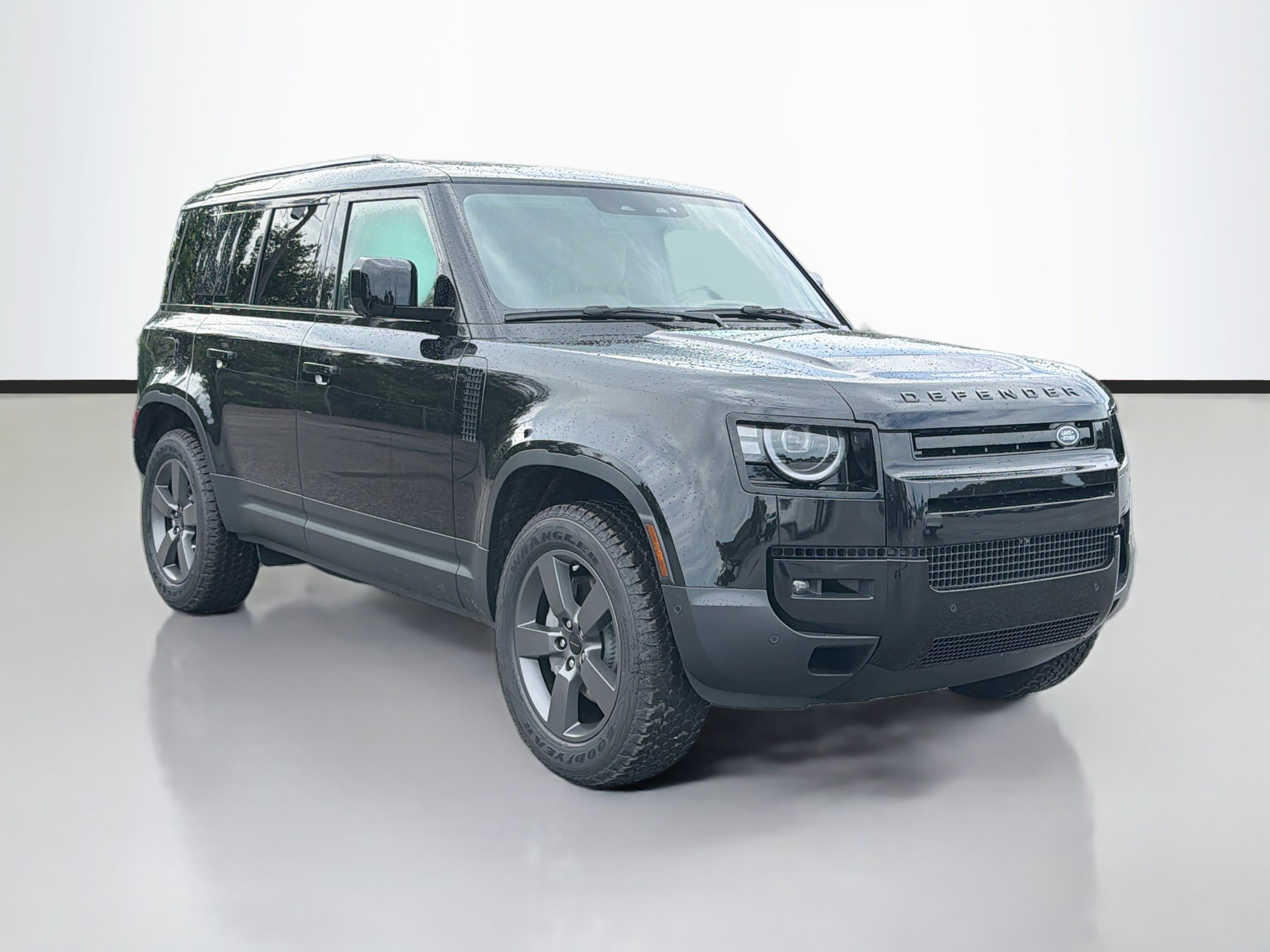 New 2026 Land Rover Defender 110 S AWD/4WD image 7