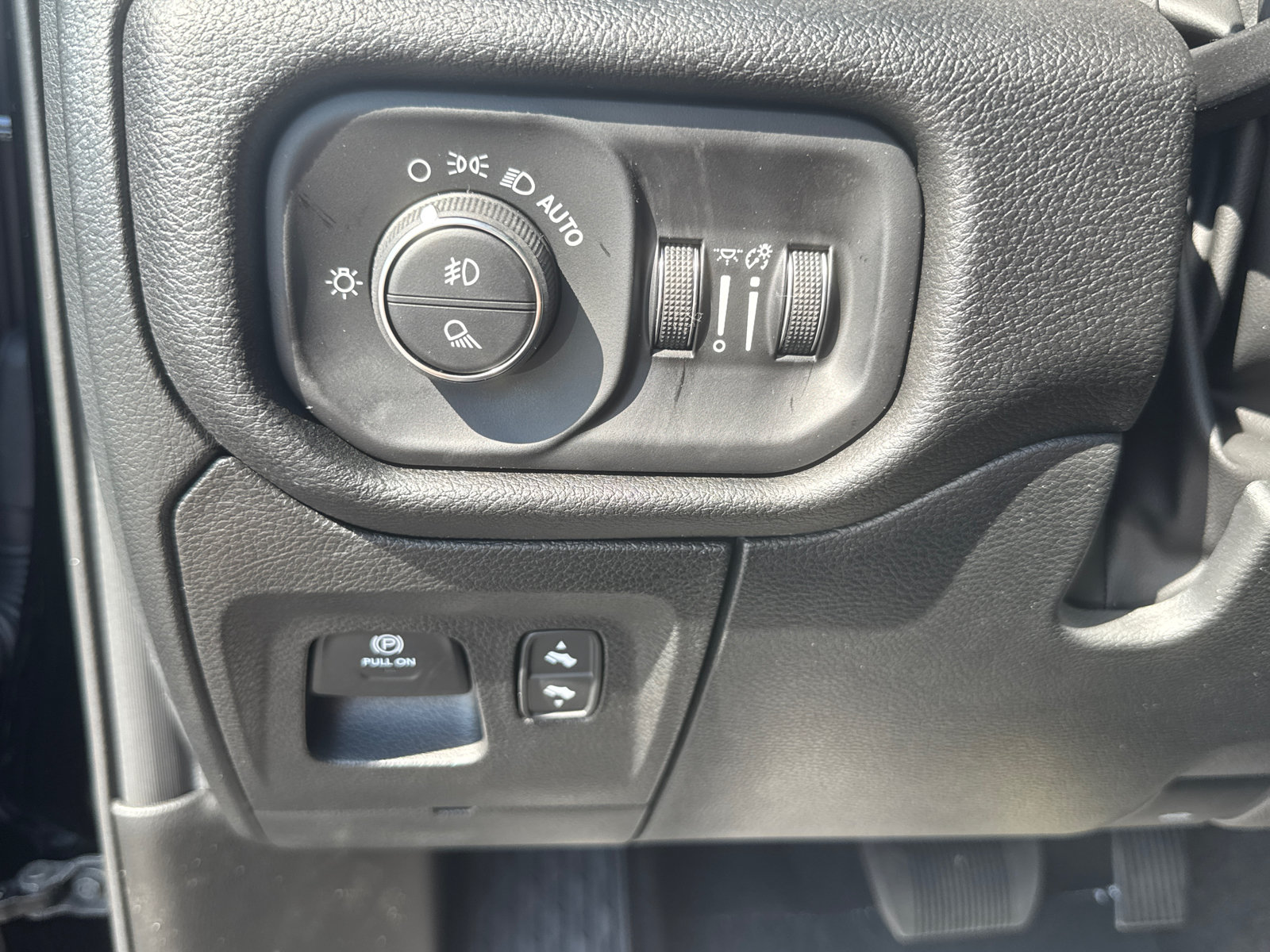 New 2026 RAM 1500 Big Horn AWD/4WD image 18