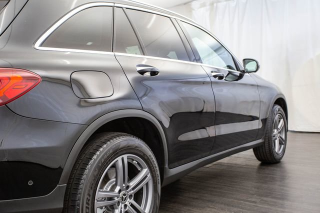 Used 2020 Mercedes-Benz GLC 300 4MATIC w/ Parking Assistance Package image 33