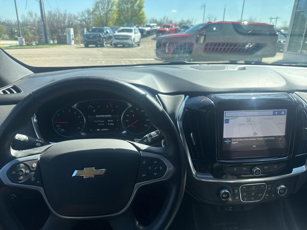 Used 2023 Chevrolet Traverse LT w/ LT Premium Package AWD/4WD image 17