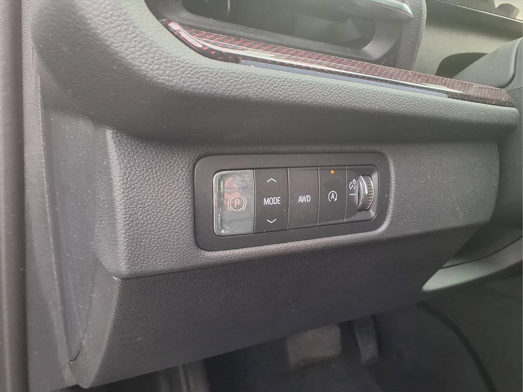 Certified 2026 Chevrolet Traverse RS w/ LPO, Floor Liner Package AWD/4WD image 16