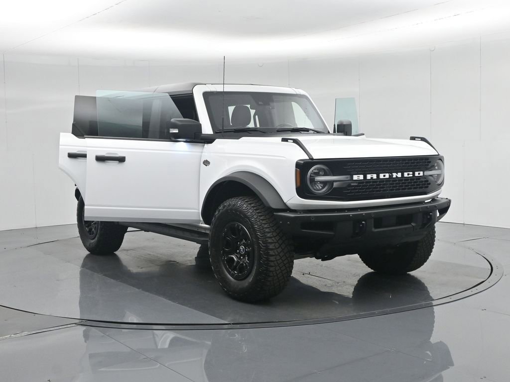 Used 2022 Ford Bronco Wildtrak image 31
