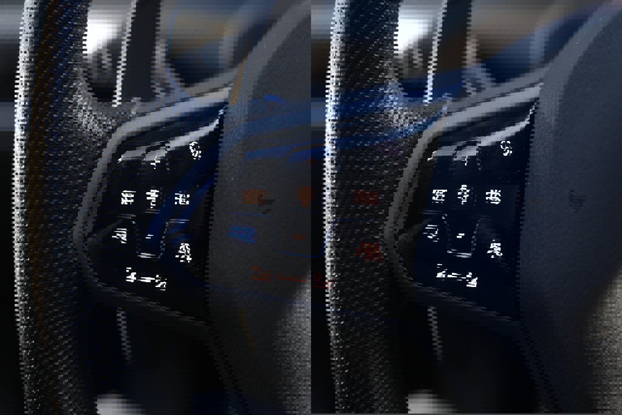 Used 2023 Volkswagen Golf R image 30