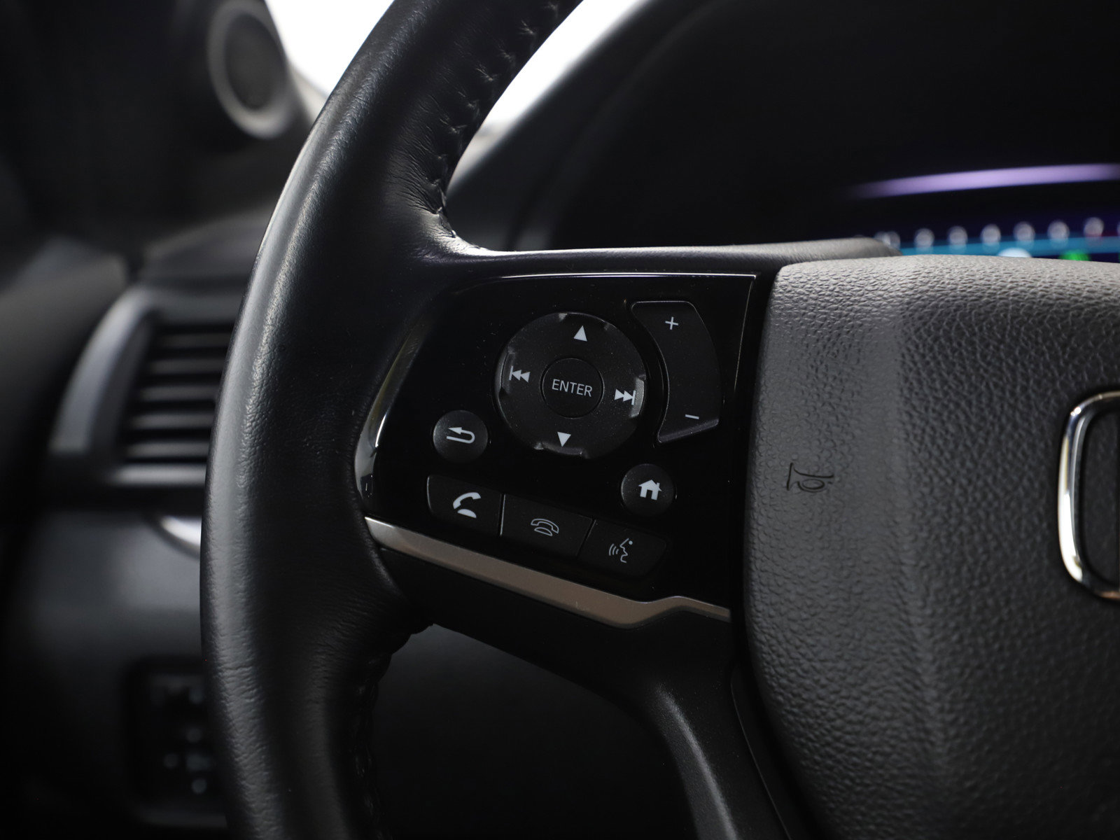 Used 2021 Honda Passport EX-L image 25