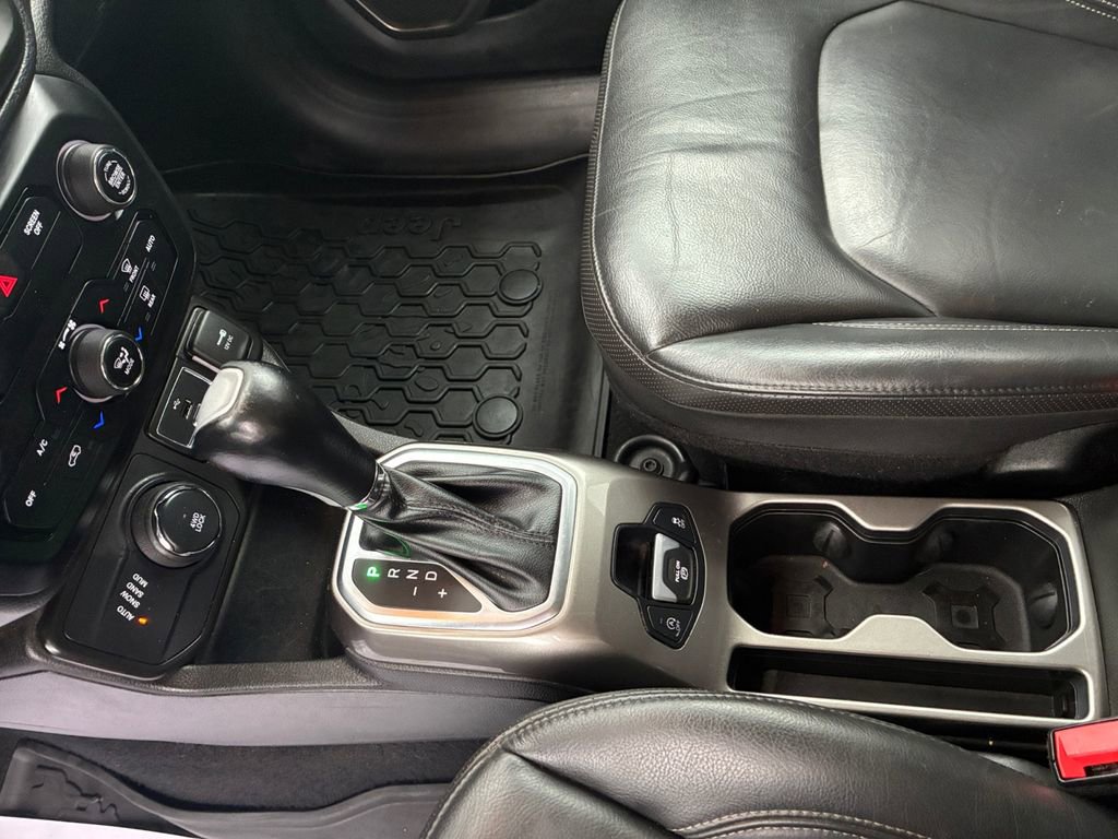 Used 2020 Jeep Renegade Limited AWD/4WD image 30