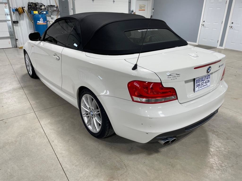 Used 2012 BMW 128i Convertible RWD image 5