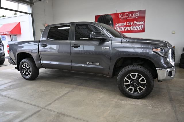 Used 2019 Toyota Tundra SR5 AWD/4WD image 4