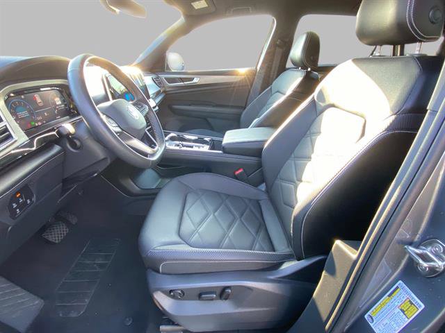 Used 2024 Volkswagen Atlas Cross Sport SE image 21