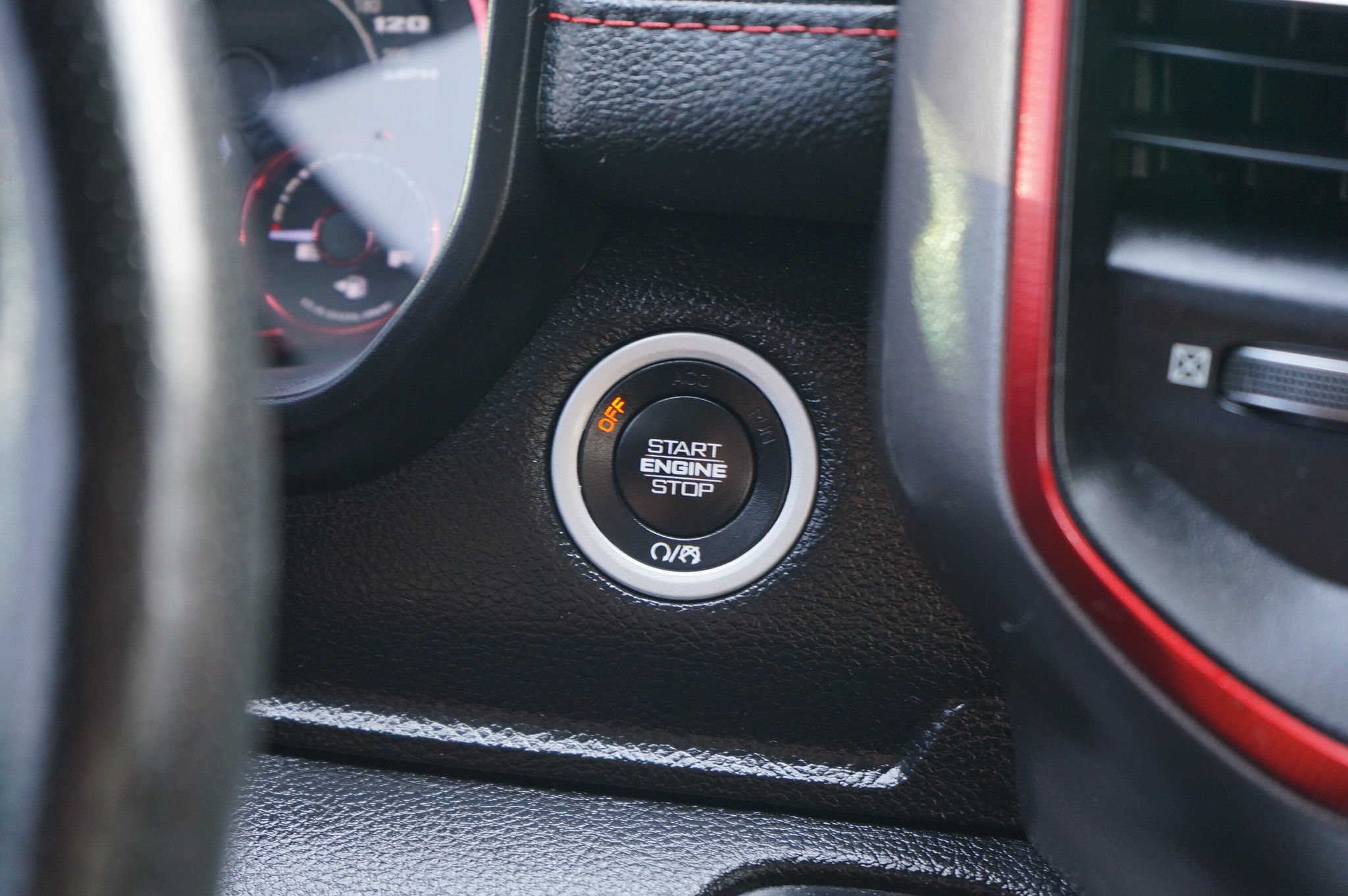 Used 2019 RAM 1500 Rebel w/ Level 2 Equipment Group AWD/4WD image 24