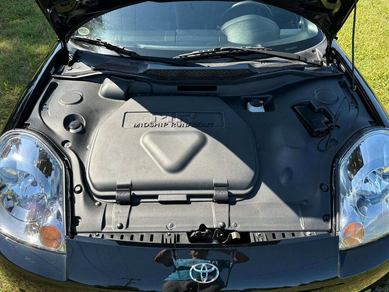 Used 2003 Toyota MR2 image 25