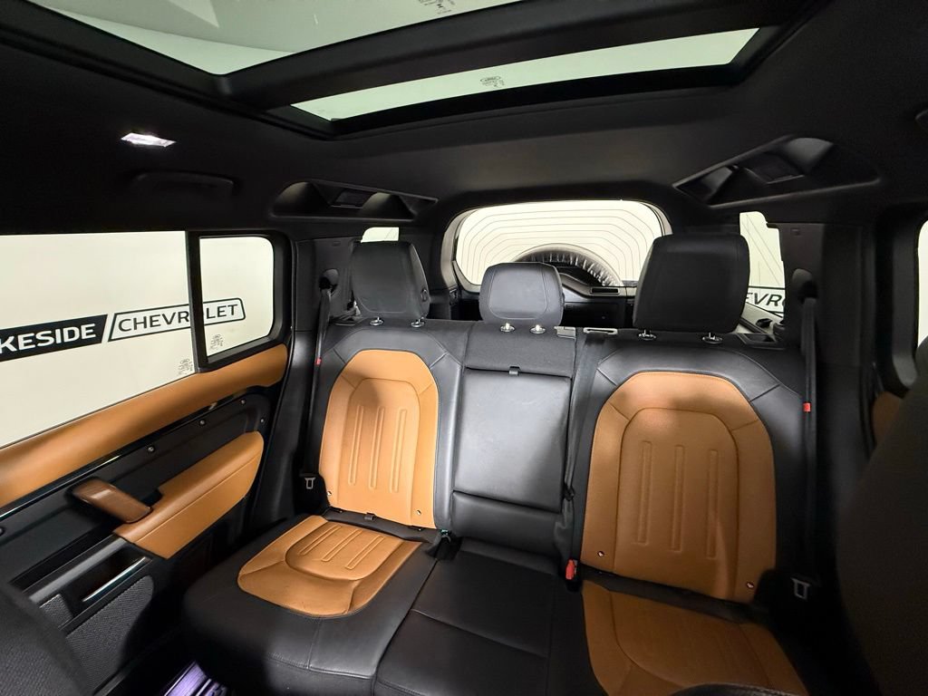 Used 2023 Land Rover Defender 110 X AWD/4WD image 38