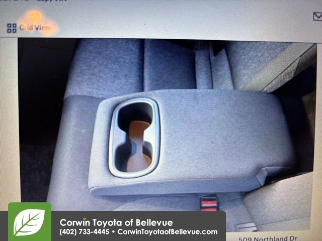 Used 2025 Toyota Camry LE image 32