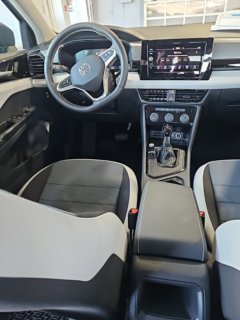 New 2026 Volkswagen Taos S image 24