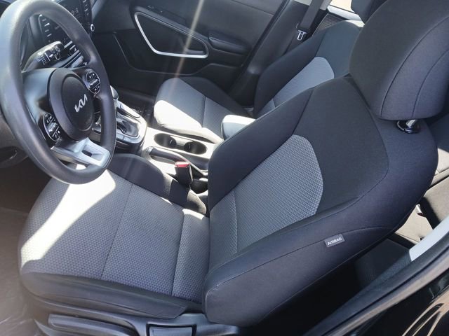 Certified 2023 Kia Soul LX w/ LX Technology Package FWD image 11