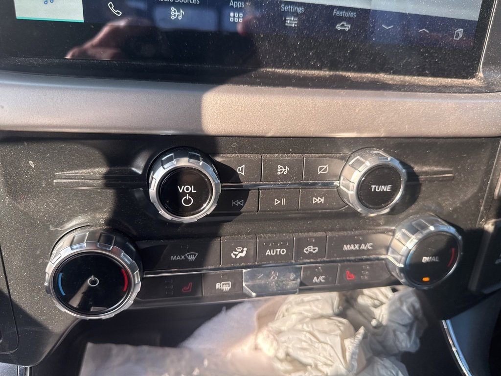 Used 2022 Ford F150 XLT w/ Equipment Group 302A High image 16