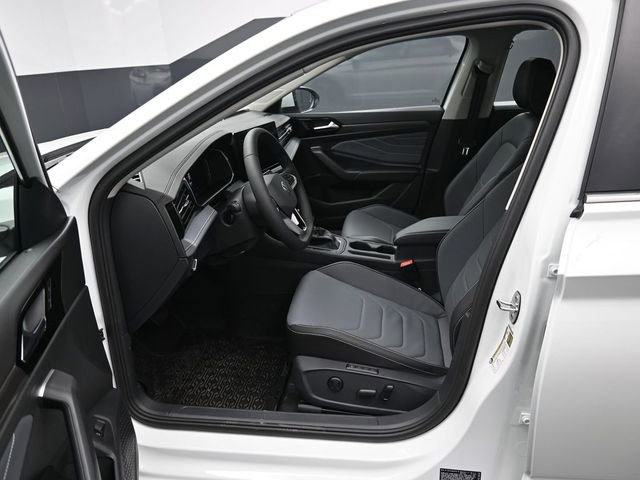 New 2026 Volkswagen Jetta SEL image 9