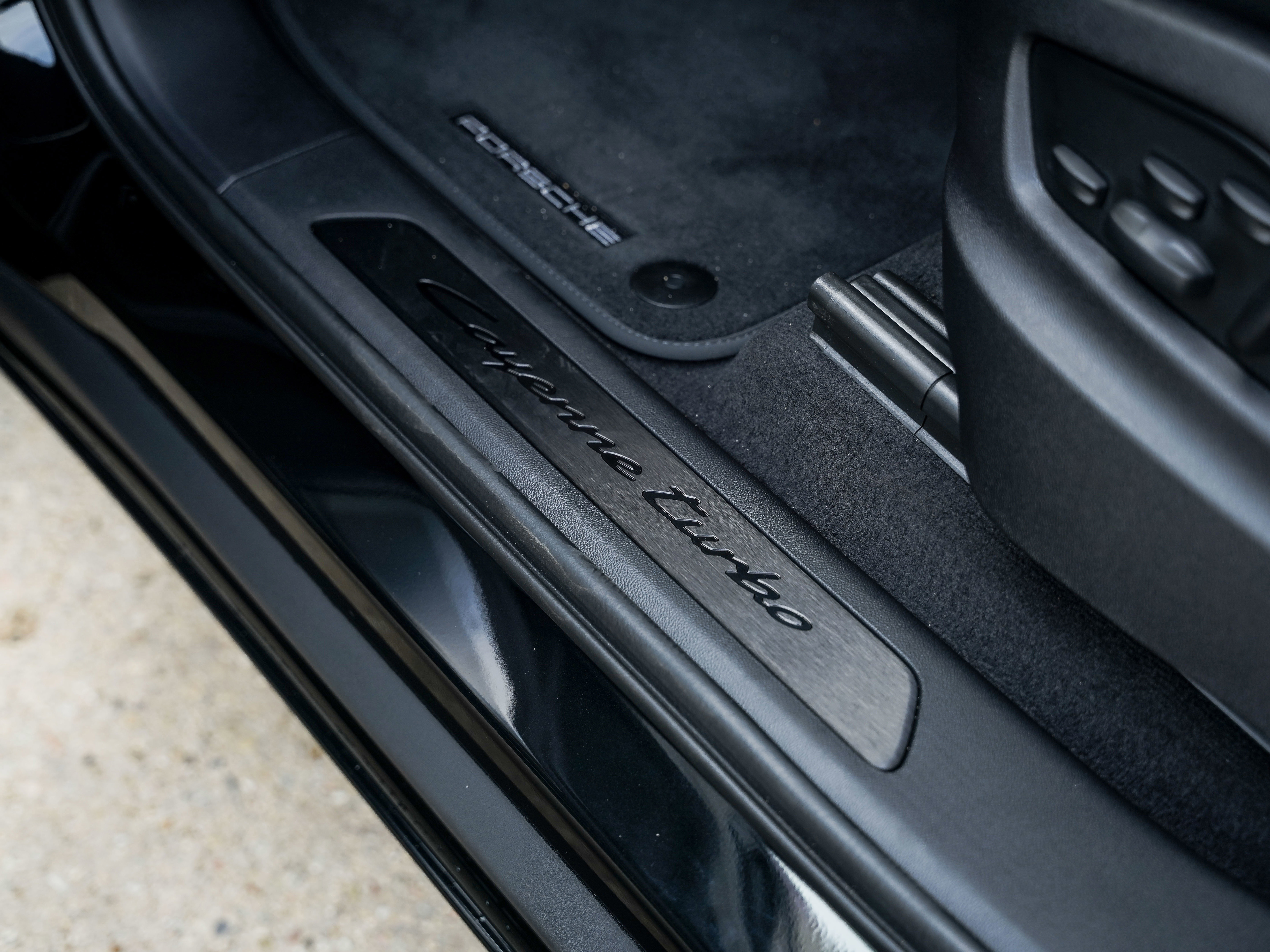 New 2026 Porsche Cayenne Turbo image 18