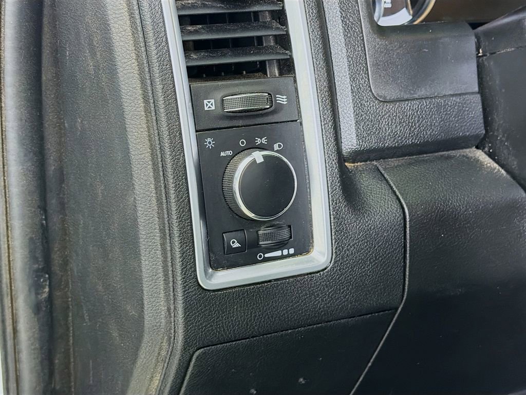 Used 2023 RAM 1500 Classic SLT w/ Electronics Group image 12