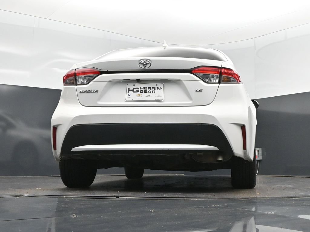 Used 2022 Toyota Corolla LE FWD image 42