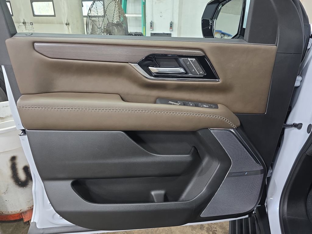 New 2026 GMC Yukon XL Denali Ultimate AWD/4WD image 31