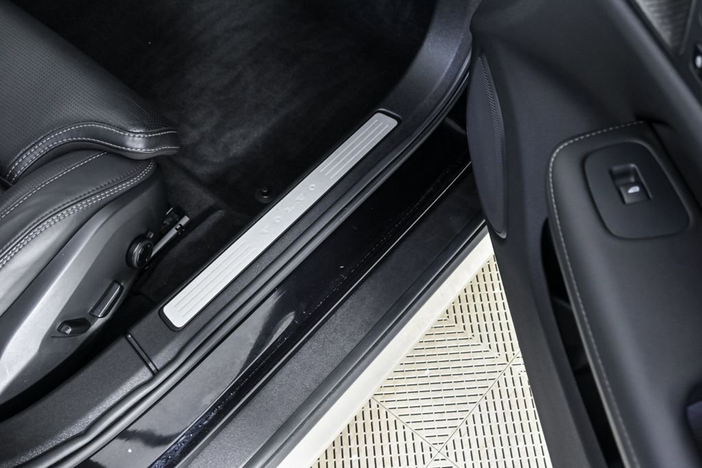 Certified 2024 Volvo V60 B5 Cross Country Ultimate image 27