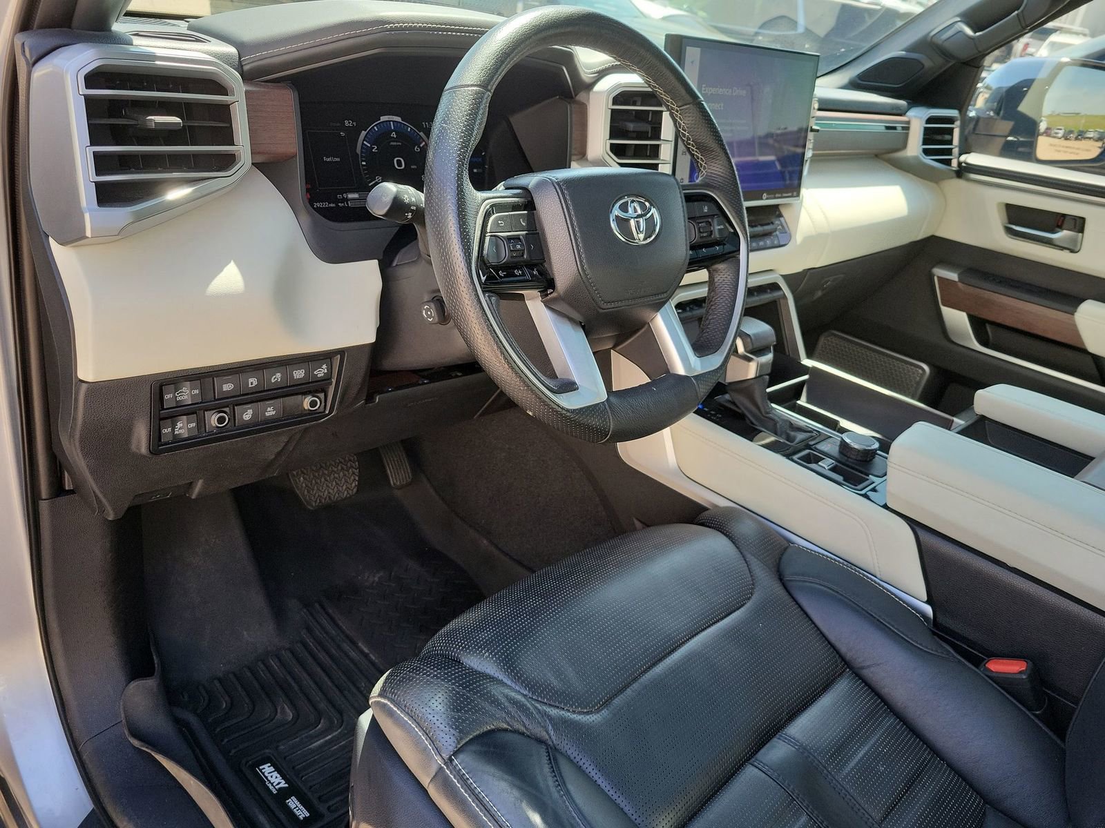 Used 2023 Toyota Tundra Capstone AWD/4WD image 10