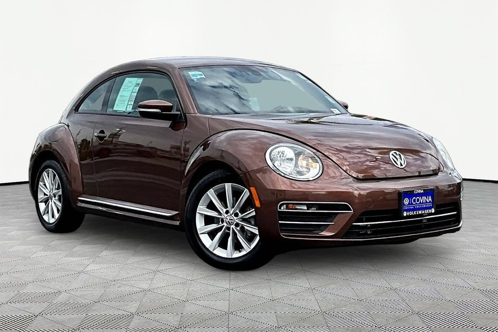 Used 2017 Volkswagen Beetle 1.8T SEL FWD image 1