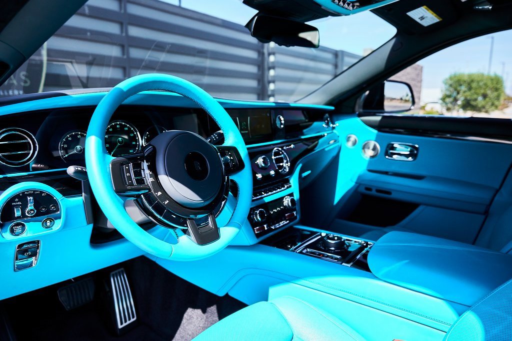 Used 2024 Rolls-Royce Ghost Base image 2