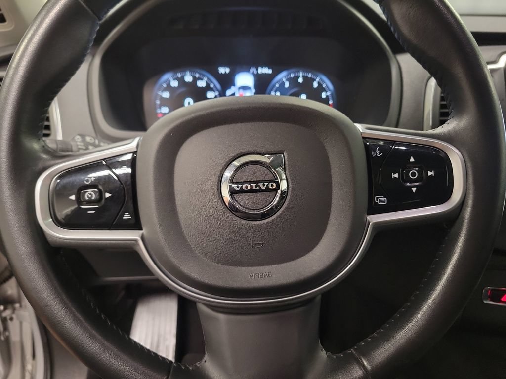 Used 2022 Volvo XC90 T5 Momentum AWD/4WD image 23