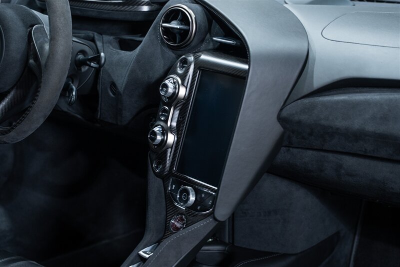 Used 2018 McLaren 720S Performance RWD image 49