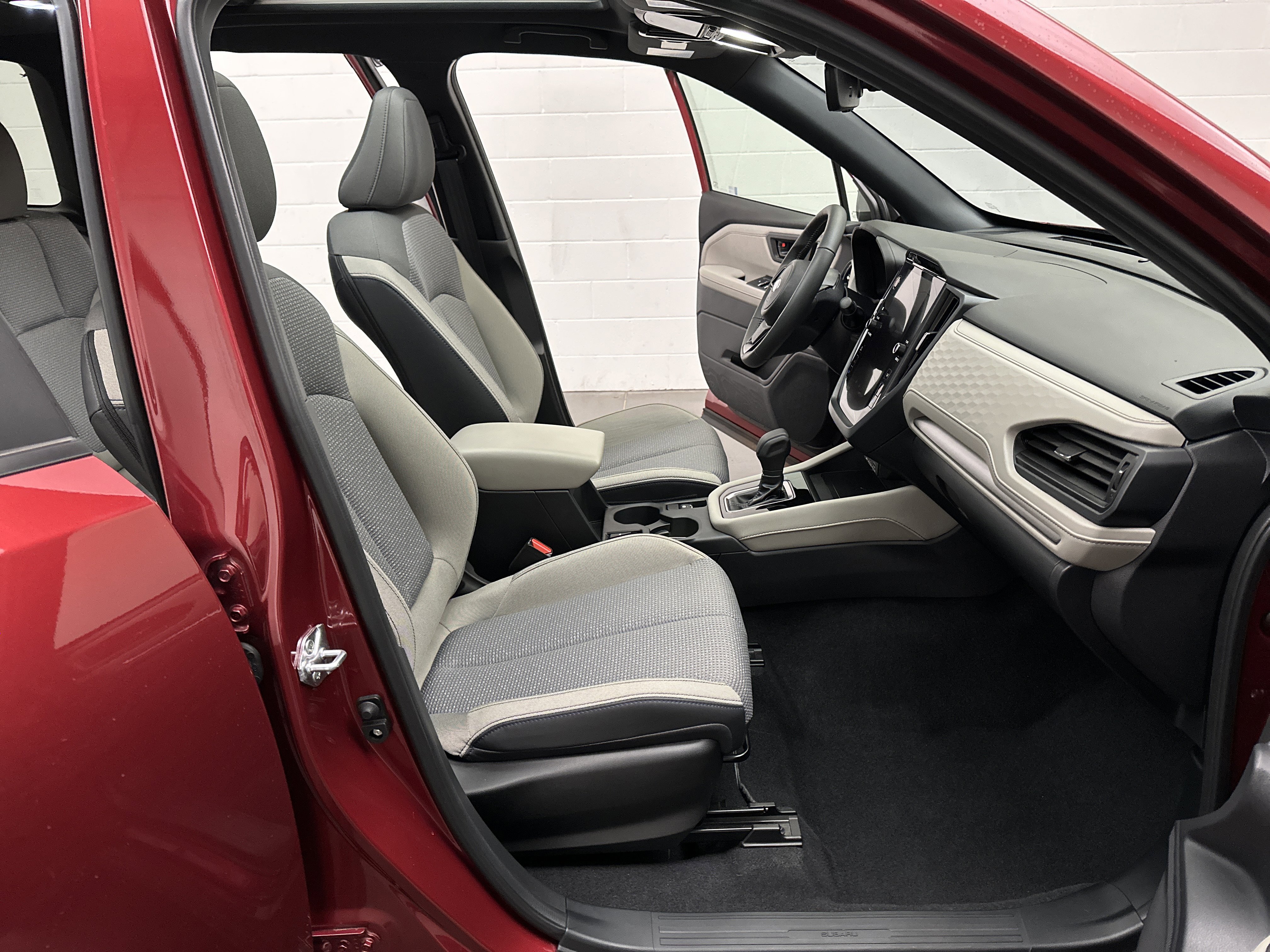 Used 2025 Subaru Forester Premium w/ Convenience Package #1 image 21